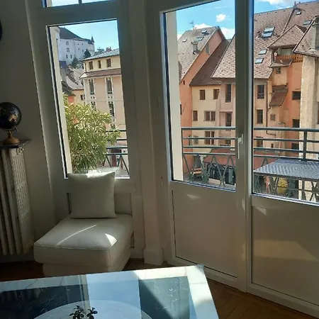 Le Chappuisien Charme Et Luxe En Vieille Ville Annecy Extérieur photo